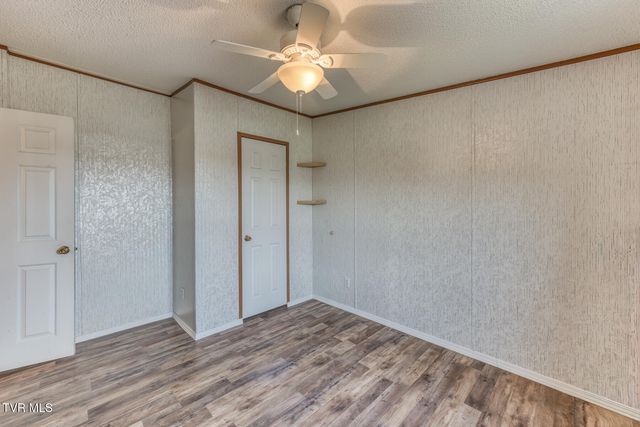 213 Jarrell Drive, Bluff City, TN 37618