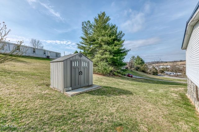 213 Jarrell Drive, Bluff City, TN 37618