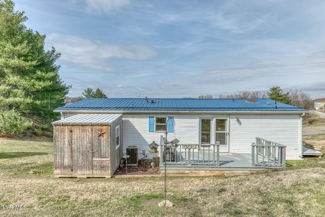 213 Jarrell Drive, Bluff City, TN 37618