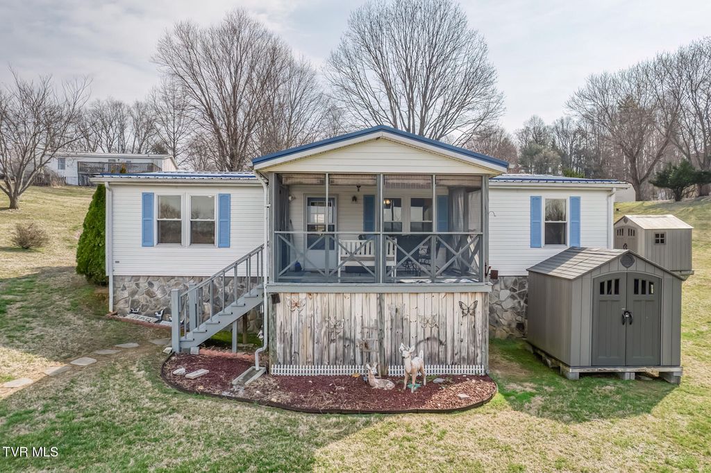 213 Jarrell Drive, Bluff City, TN 37618
