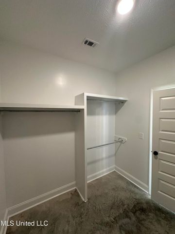 963 Riverside Lane, Pearl, MS 39208