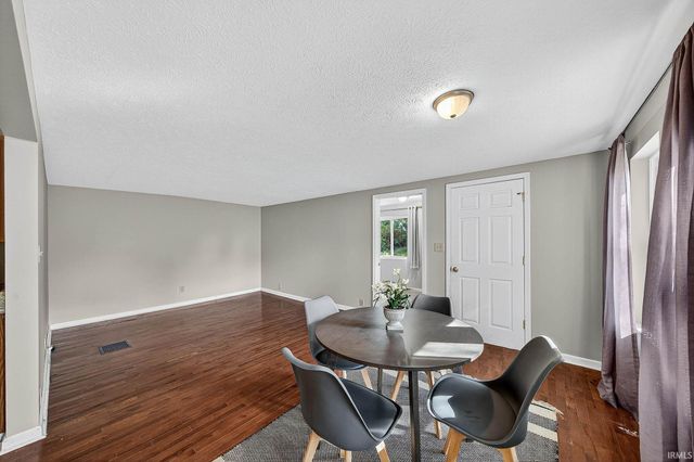 54150 N Ironwood Road, South Bend, IN 46635