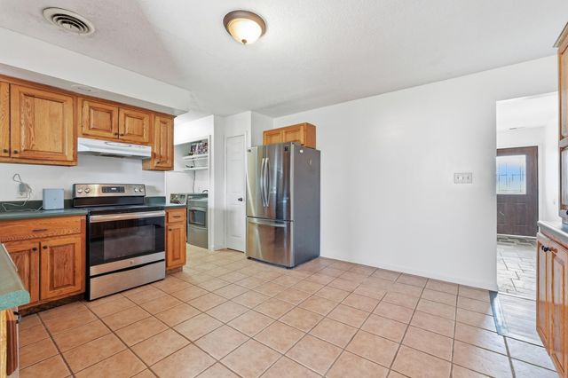 103 Abbott Drive, Fremont, IN 46737
