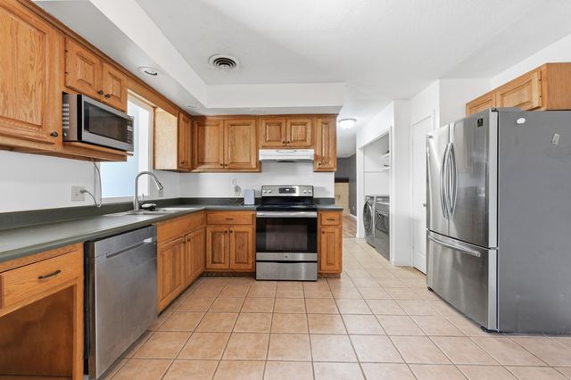 103 Abbott Drive, Fremont, IN 46737