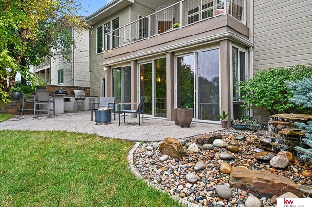 17219 Howard Plaza, Omaha, NE 68118
