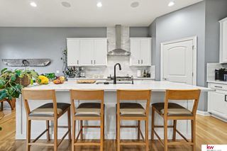 17219 Howard Plaza, Omaha, NE 68118