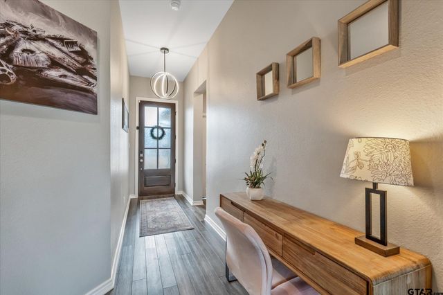 8030 Freestone Drive, Bullard, TX 75757