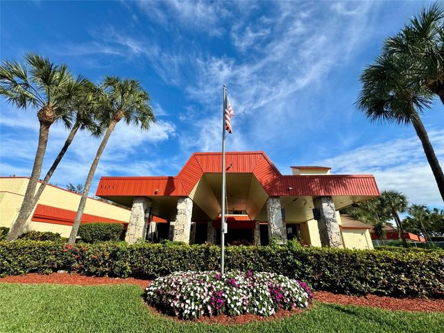 3070 Holiday Springs Boulevard 203, Margate, FL 33063