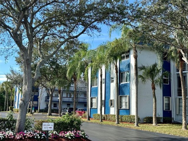 3070 Holiday Springs Boulevard 203, Margate, FL 33063