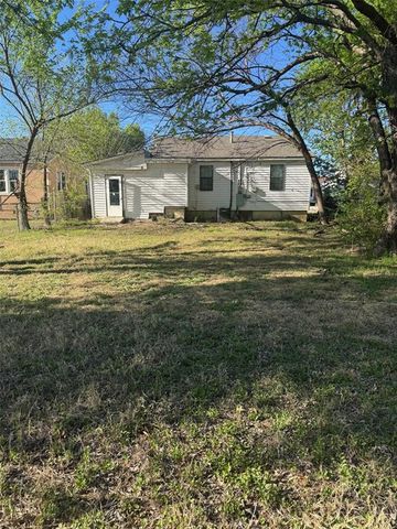 1040 SW 49 Street, Oklahoma City, OK 73109