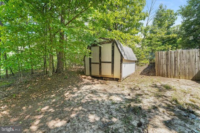 750 CANTERBURY DR, Ruther Glen, VA 22546