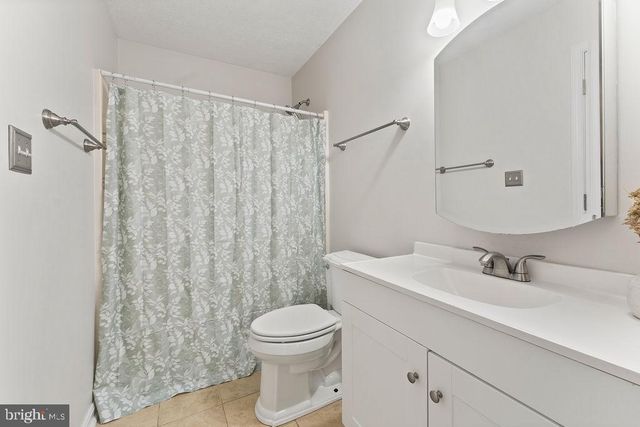 750 CANTERBURY DR, Ruther Glen, VA 22546