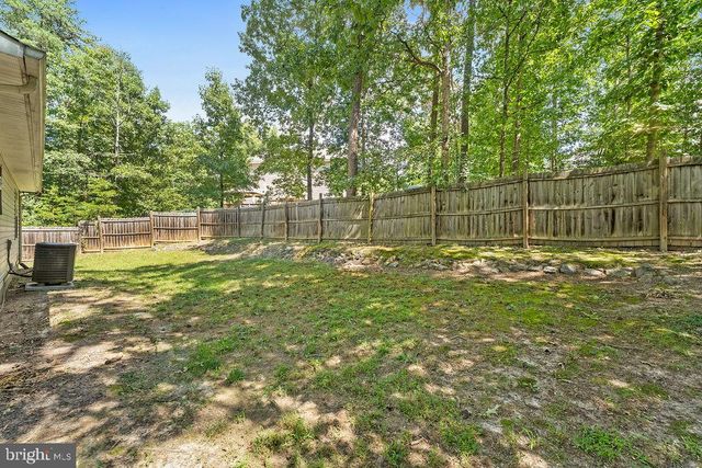 750 CANTERBURY DR, Ruther Glen, VA 22546