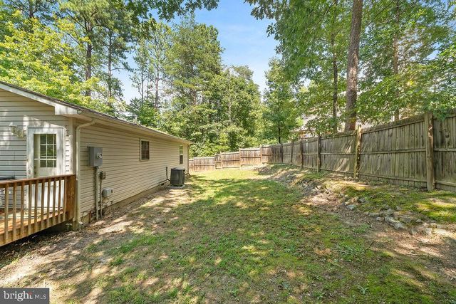 750 CANTERBURY DR, Ruther Glen, VA 22546