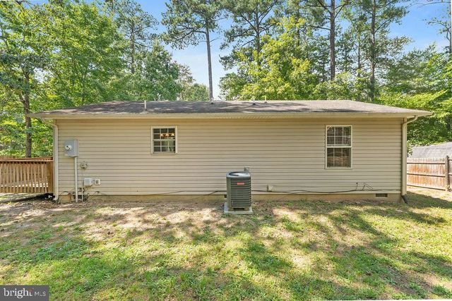 750 CANTERBURY DR, Ruther Glen, VA 22546
