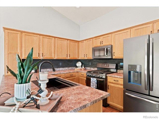 862 Sunlight Peak Drive, Severance, CO 80550
