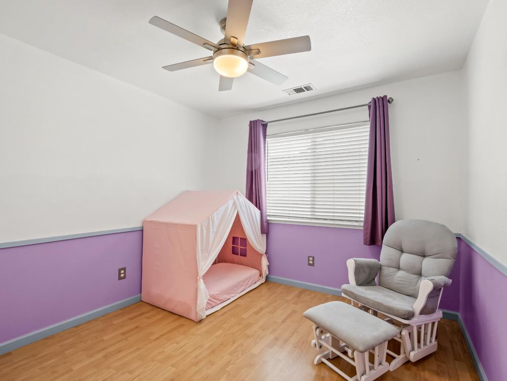 Image 16 of property listing at 1676 Riverglen Way, Coalinga, CA 93210