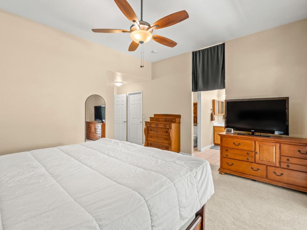Image 19 of property listing at 1676 Riverglen Way, Coalinga, CA 93210