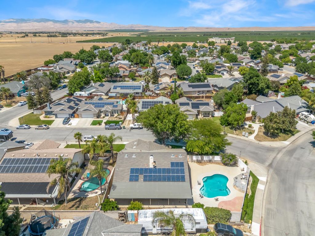 Image 31 of property listing at 1676 Riverglen Way, Coalinga, CA 93210