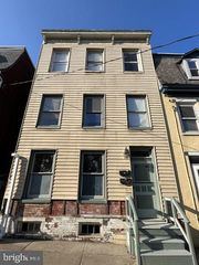 138 S QUEEN ST #3, York, PA 17403