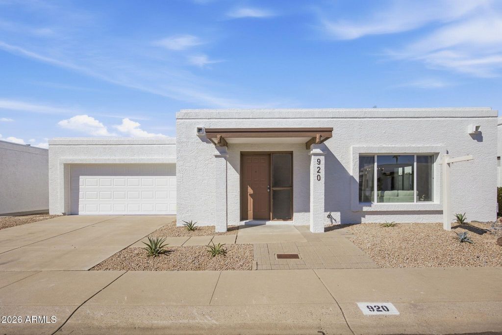 920 E MICHIGAN Avenue, Phoenix, AZ 85022 — exterior