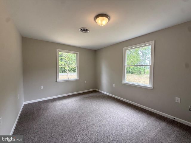 4609 NEENAH RD, Montross, VA 22520