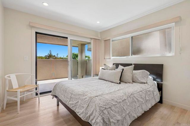 561 S Sierra Avenue 34, Solana Beach, CA 92075