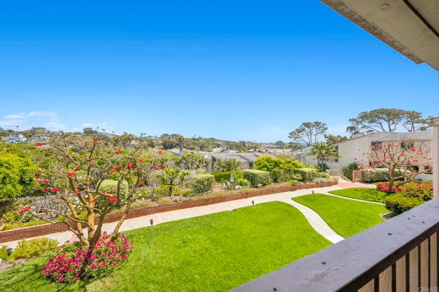 561 S Sierra Avenue 34, Solana Beach, CA 92075