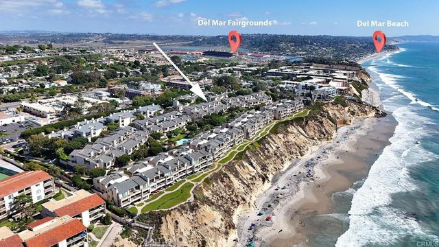 561 S Sierra Avenue 34, Solana Beach, CA 92075