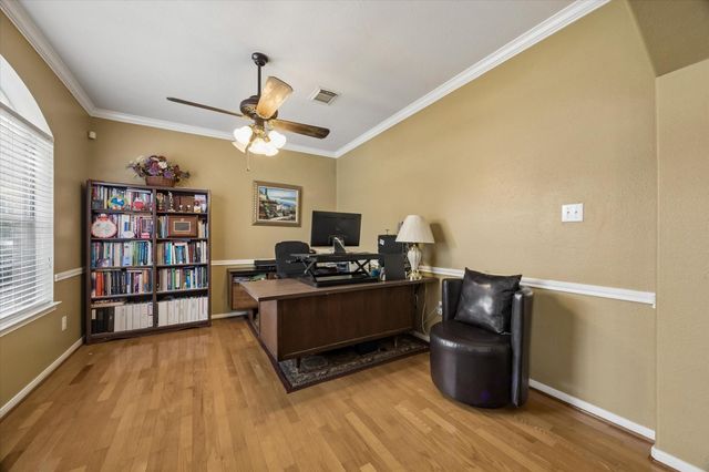415 Willow Pointe Drive, League City, TX 77573