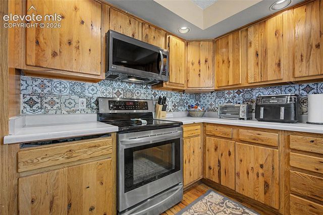 1702 N 8th Street, Canon City, CO 81212