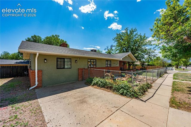 1702 N 8th Street, Canon City, CO 81212