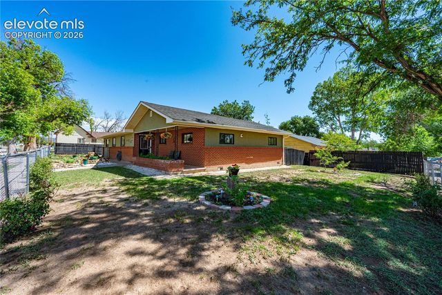 1702 N 8th Street, Canon City, CO 81212