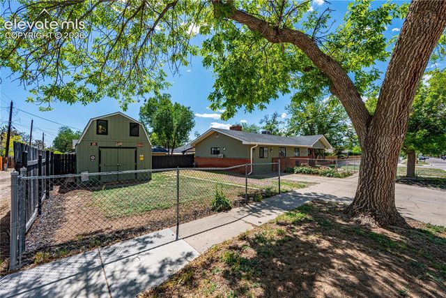 1702 N 8th Street, Canon City, CO 81212