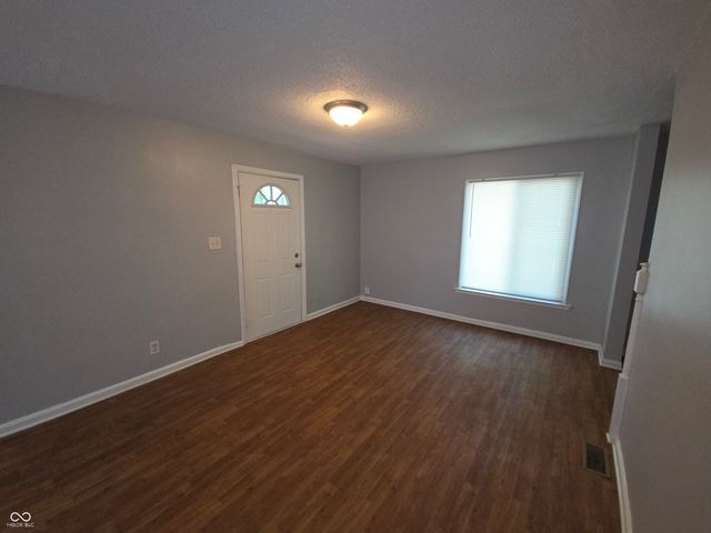 2221 E 38th Street, Indianapolis, IN 46218