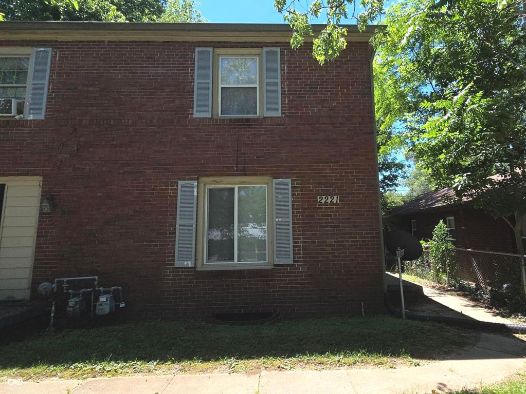 2221 E 38th Street, Indianapolis, IN 46218