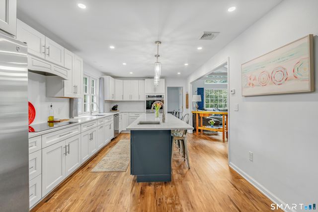 83 Ashwood Terrace, Stratford, CT 06614