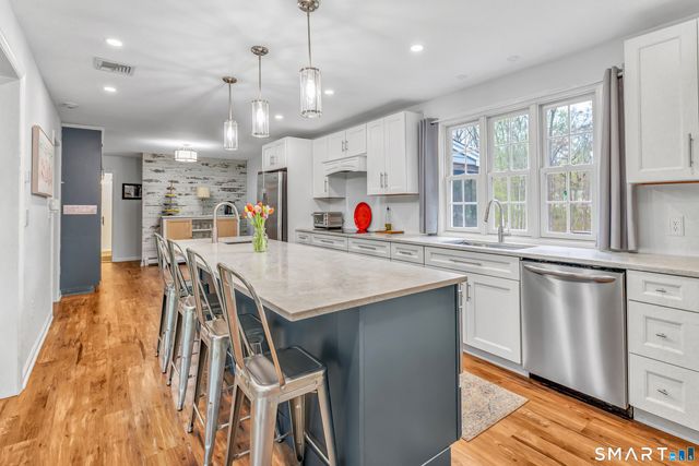 83 Ashwood Terrace, Stratford, CT 06614