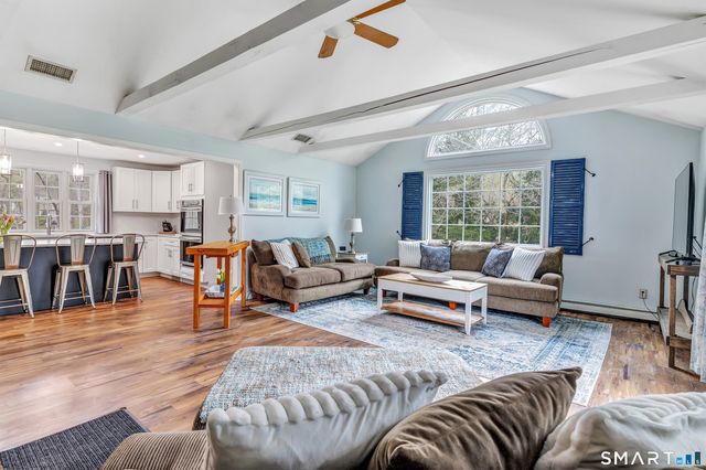 83 Ashwood Terrace, Stratford, CT 06614