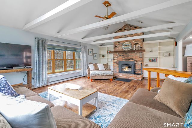 83 Ashwood Terrace, Stratford, CT 06614