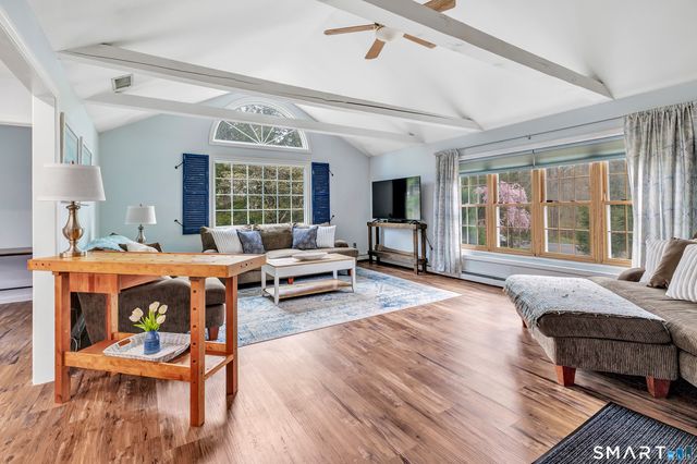 83 Ashwood Terrace, Stratford, CT 06614