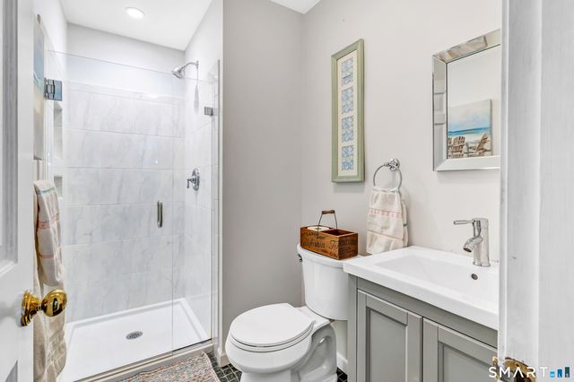 83 Ashwood Terrace, Stratford, CT 06614