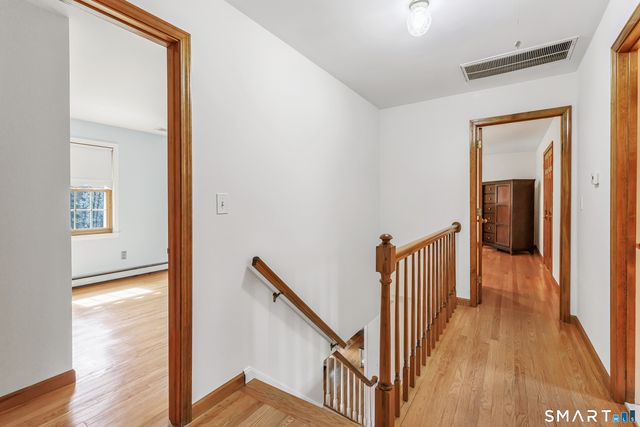 83 Ashwood Terrace, Stratford, CT 06614