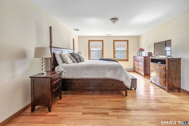 83 Ashwood Terrace, Stratford, CT 06614