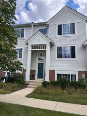 2452 Daybreak Court 2452, Elgin, IL 60123