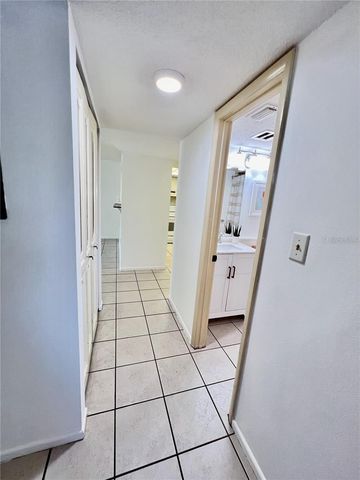 3500 BENEVA ROAD 305, Sarasota, FL 34232