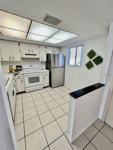 3500 BENEVA ROAD 305, Sarasota, FL 34232