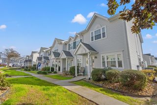 615 2nd Ave S Apt 25A, North Myrtle Beach, SC 29582