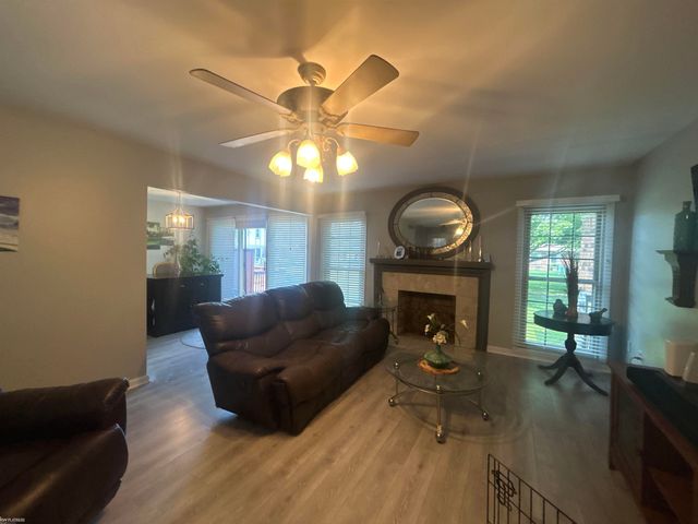 49283 Ashley Court, Shelby Twp, MI 48315