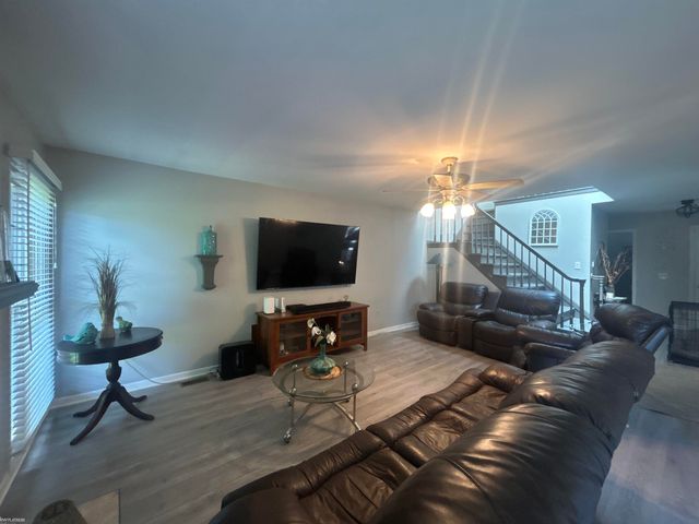 49283 Ashley Court, Shelby Twp, MI 48315